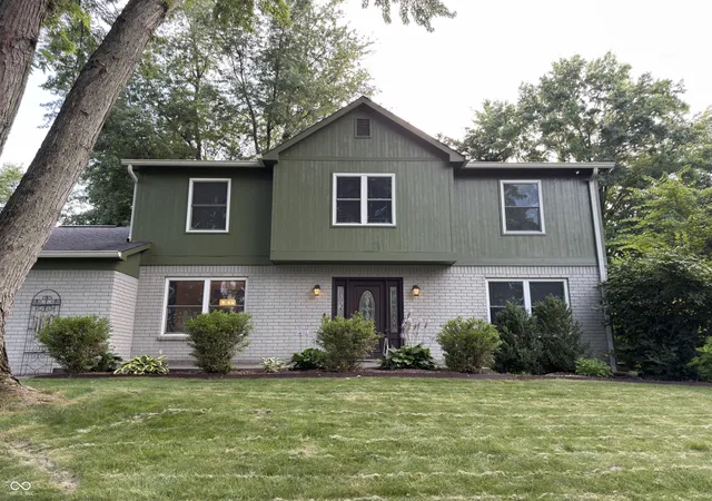 Homes for sale in Indianapolis, IN | 7056 Eagle Rd, Indianapolis, IN 46278 | MLS# 22111918