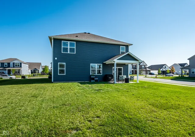 2nd image of 6061 Granby Dr, Whitestown, IN 46075 | MLS# 22111919