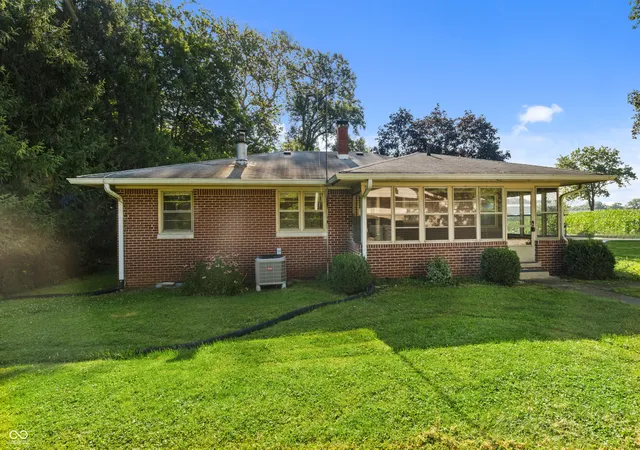 Photo 4 of Sale Pending at 8950 Baker Rd, Indianapolis, IN 46259 | MLS# 22111930 | Listing updated on 2026-09-05