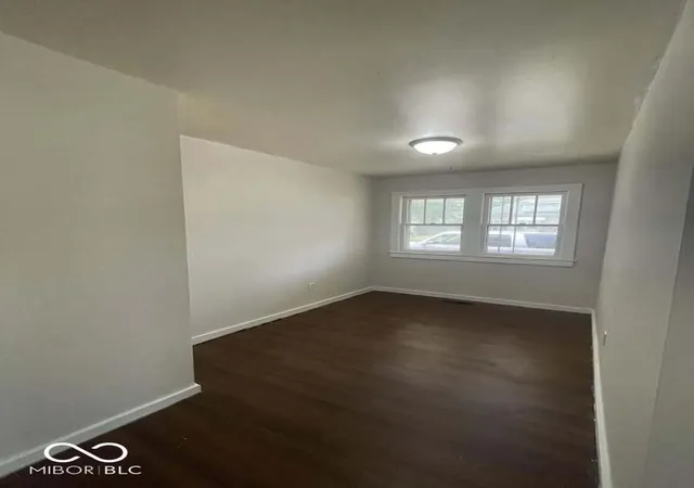 3rd image of 908 Walnut St, Anderson, IN 46012 | MLS# 22111935