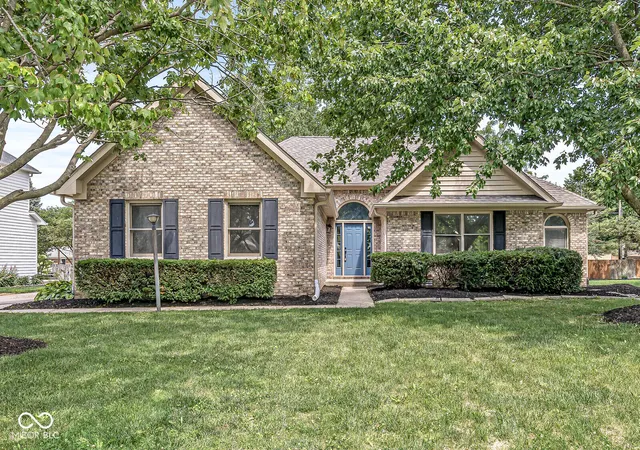1st image of 19226 Potters Bridge Rd, Noblesville, IN 46060 | MLS# 22111954
