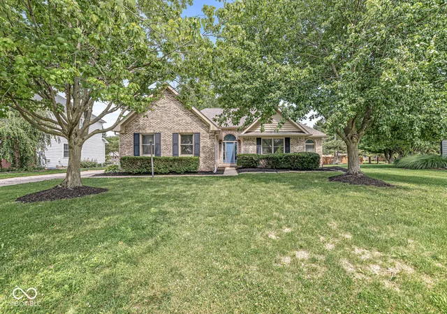 2nd image of 19226 Potters Bridge Rd, Noblesville, IN 46060 | MLS# 22111954
