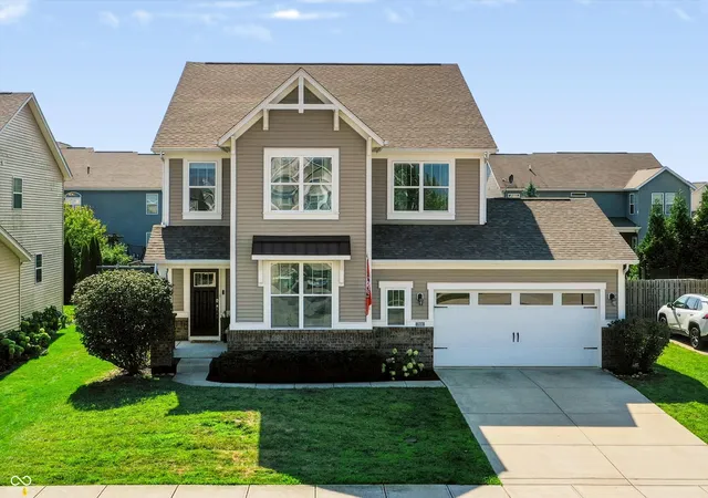 2nd image of 7808 Hedgehop Dr, Zionsville, IN 46077 | MLS# 22111955