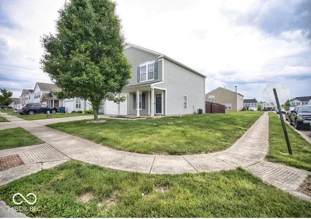 Homes for sale in Indianapolis, IN | 11303 Cuyahoga Dr, Indianapolis, IN 46235 | MLS# 22111972