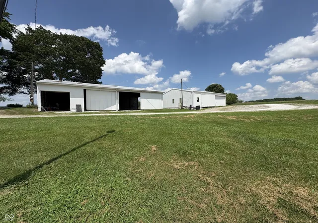 Homes for sale in Crawfordsville, IN | 2438 N 500 Rd E, Crawfordsville, IN 47933 | MLS# 22112019