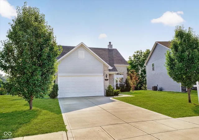 2nd image of 1893 Osman Dr, Avon, IN 46123 | MLS# 22112030