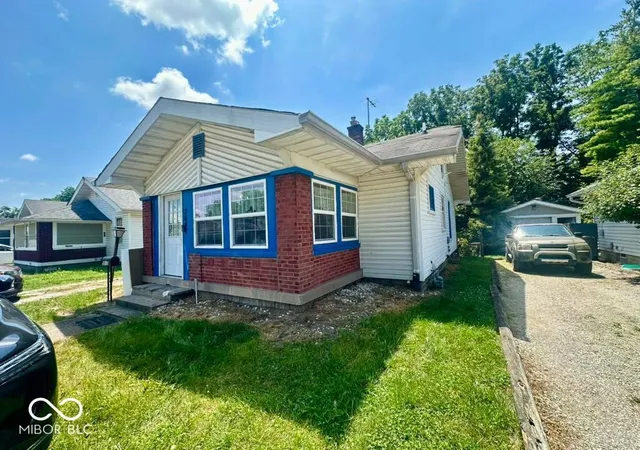 Photo 2 of Sale Pending at 3647 Rockville Rd, Indianapolis, IN 46222 | MLS# 22112038 | Listing updated on 2026-09-12
