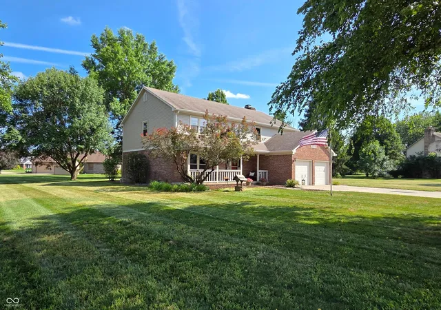 1st image of 5835 W Countryside Ct, New Palestine, IN 46163 | MLS# 22112043