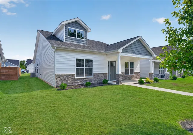 Homes for sale in Frankfort, IN | 1106 E South, Frankfort, IN 46041 | MLS# 22112046