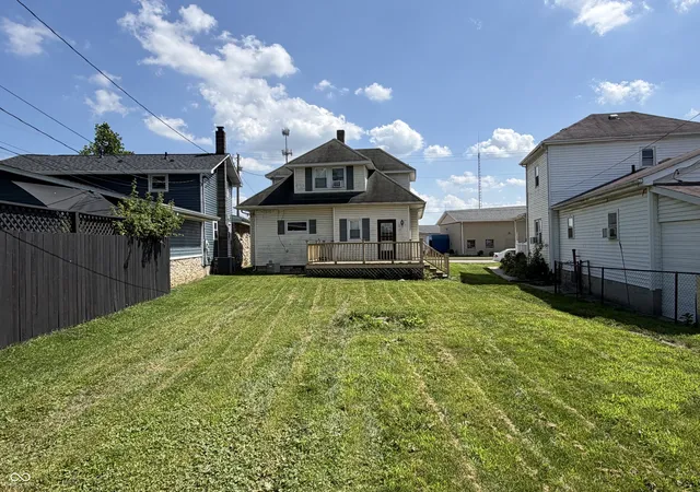 Homes for sale in Rushville, IN | 610 W 3Rd St, Rushville, IN 46173 | MLS# 22112057