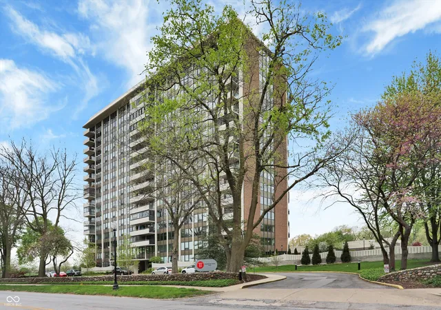Photo 2 of Condo for sale at 4000 N Meridian St #9G, Indianapolis, IN 46208 | MLS# 22112068 | Listing updated on 2026-10-03