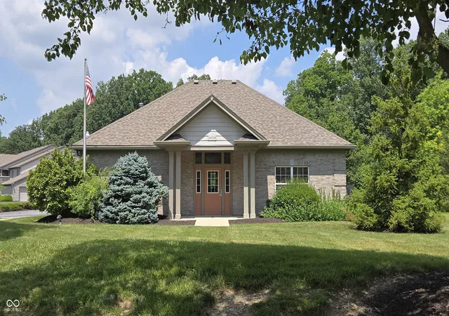 Homes for sale in Indianapolis, IN | 240 Legends Creek Pl #APT 208, Indianapolis, IN 46229 | MLS# 22112080