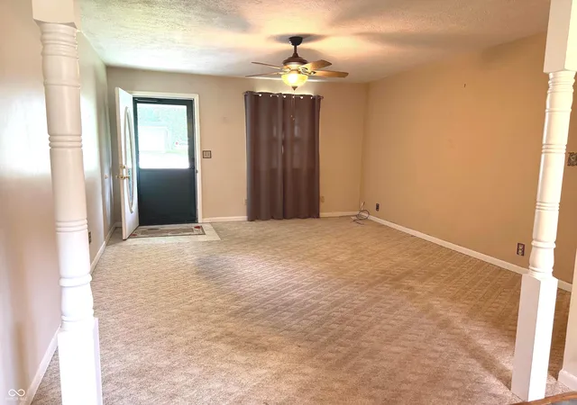 2nd image of 621 Woodland Dr, Rockville, IN 47872 | MLS# 22112089