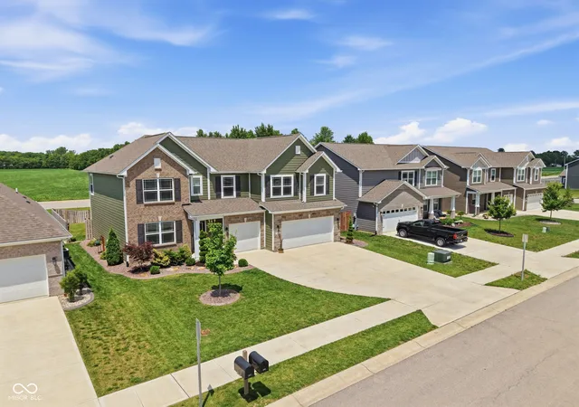 1st image of 232 Waterford Ln, Pendleton, IN 46064 | MLS# 22112103