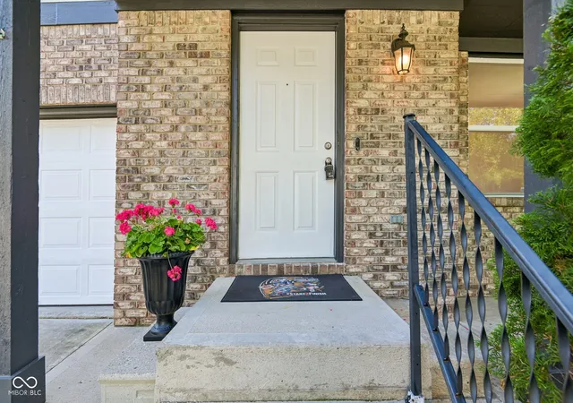 Photo 3 of Single family home for sale at 7741 Dayflower Ct, Noblesville, IN 46062 | MLS# 22112105 | Listing updated on 2026-08-25