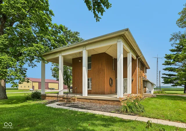 Photo 3 of Single family home for sale at 8172 E 1000 North, Colfax, IN 46035 | MLS# 22112108 | Listing updated on 2026-09-11