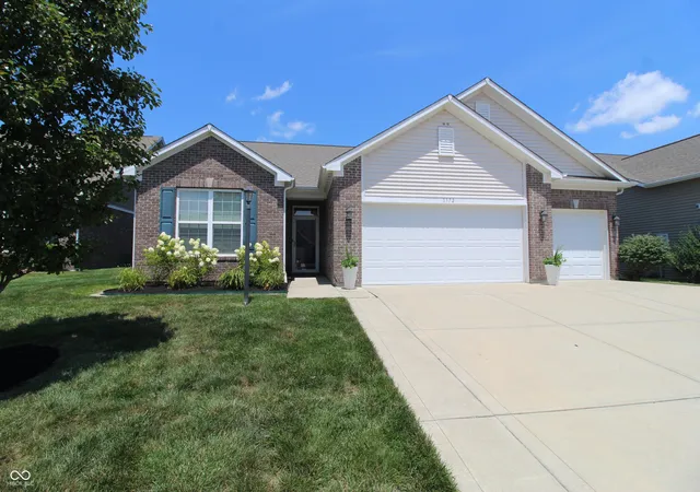 1st image of 1372 Blackthorne Trl N, Plainfield, IN 46168 | MLS# 22112117