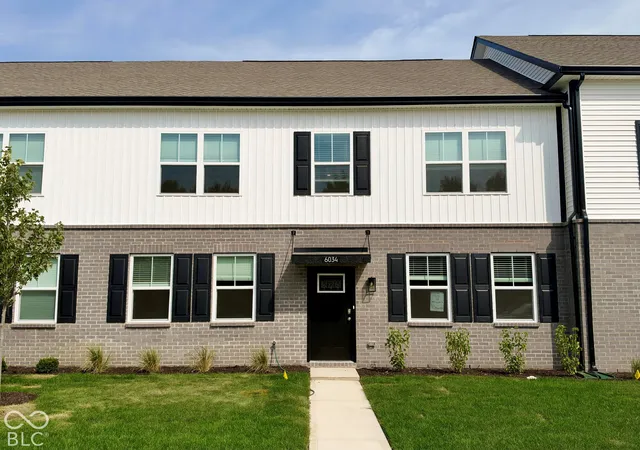 Photo 1 of Townhouse for sale at 6034 Cascades Dr, Whitestown, IN 46075 | MLS# 22112127 | Listing updated on 2026-10-01