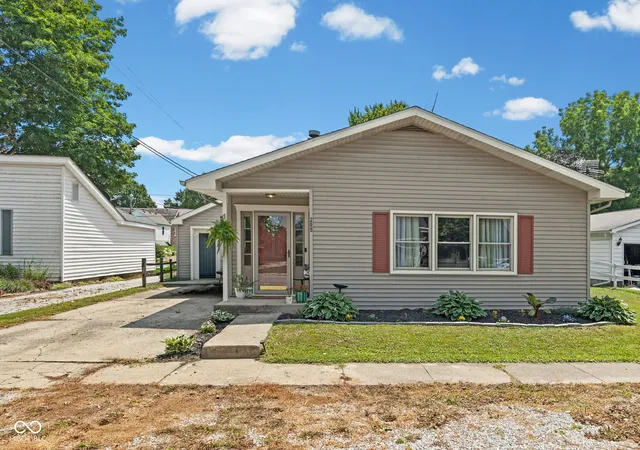 Homes for sale in Darlington, IN | 205 W Adams St, Darlington, IN 47940 | MLS# 22112134