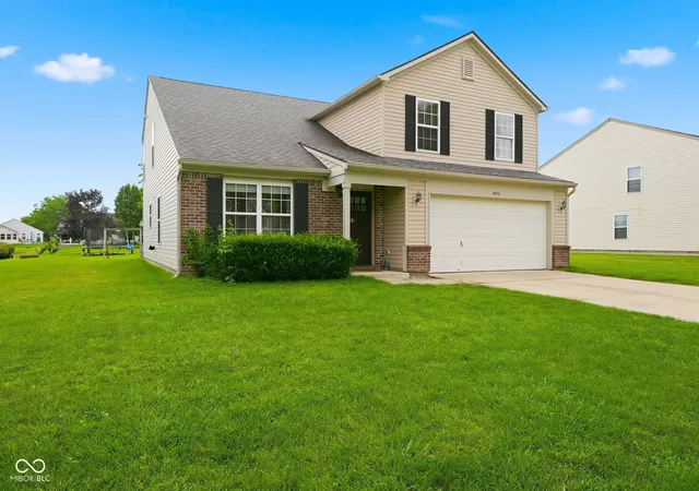2nd image of 16952 Peach Ln, Noblesville, IN 46062 | MLS# 22112146