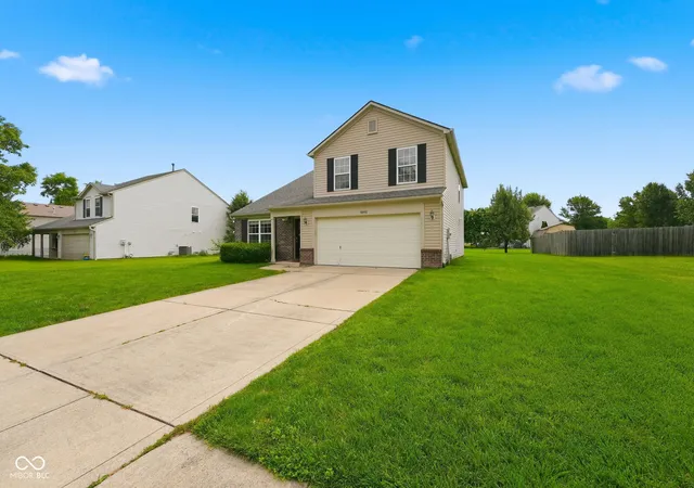 3rd image of 16952 Peach Ln, Noblesville, IN 46062 | MLS# 22112146