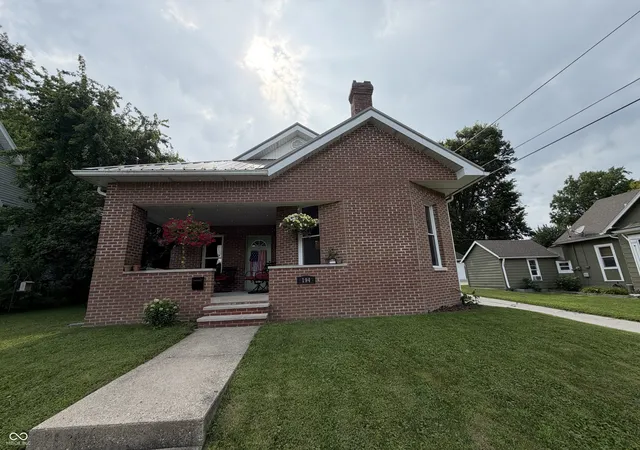 Photo 1 of Single family home for sale at 194 N Indiana St, Danville, IN 46122 | MLS# 22112147 | Listing updated on 2026-09-16