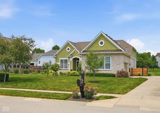 2nd image of 12902 Tuscany Blvd, Carmel, IN 46032 | MLS# 22112155