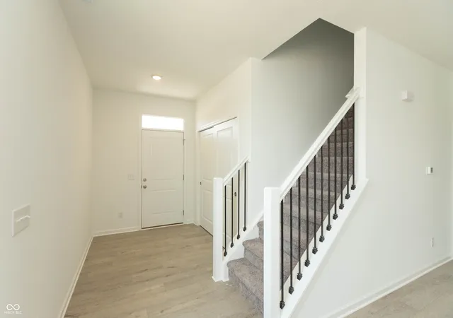 3rd image of 1010 Stratford Ln, Shelbyville, IN 46176 | MLS# 22112157