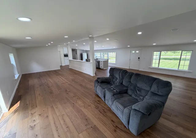 Photo 2 of Single family home for sale at 6870 State Rd 158, Bedford, IN 47421 | MLS# 22112204 | Listing updated on 2026-08-17