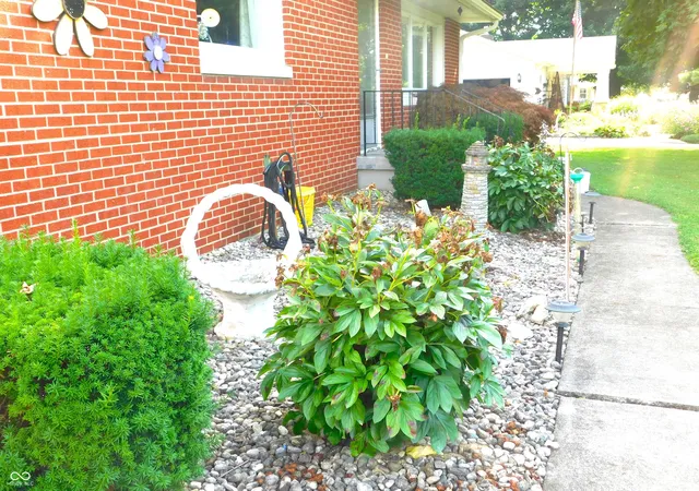 3rd image of 907 E Hillside Dr S, Greensburg, IN 47240 | MLS# 22112213