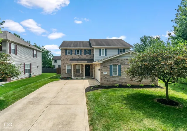 Photo 2 of Single family home for sale at 11217 Candice Dr, Fishers, IN 46038 | MLS# 22112224 | Listing updated on 2026-09-21
