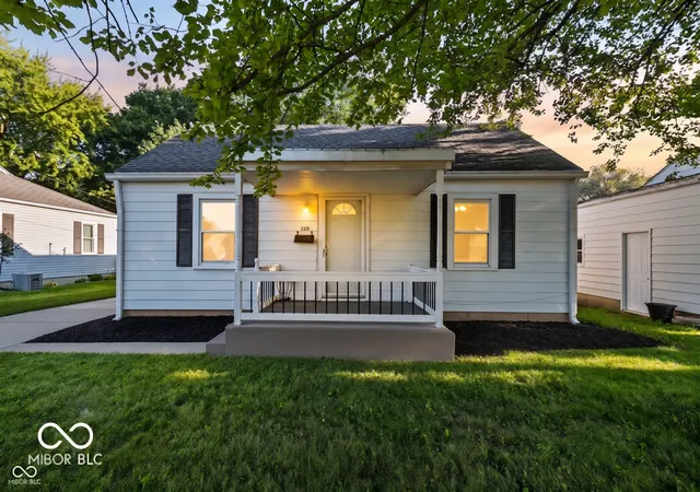 Single family home for sale at 320 E 34Th St, Anderson, IN 46013 | MLS# 22112237