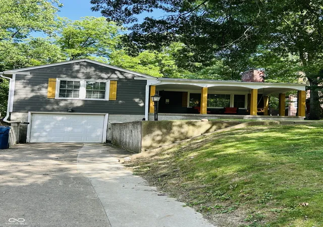 Homes for sale in Greencastle, IN | 307 Greenwood Ave, Greencastle, IN 46135 | MLS# 22112259