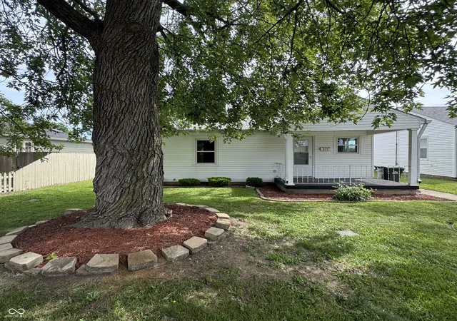 Homes for sale in Fortville, IN | 615 Poplar St, Fortville, IN 46040 | MLS# 22112265