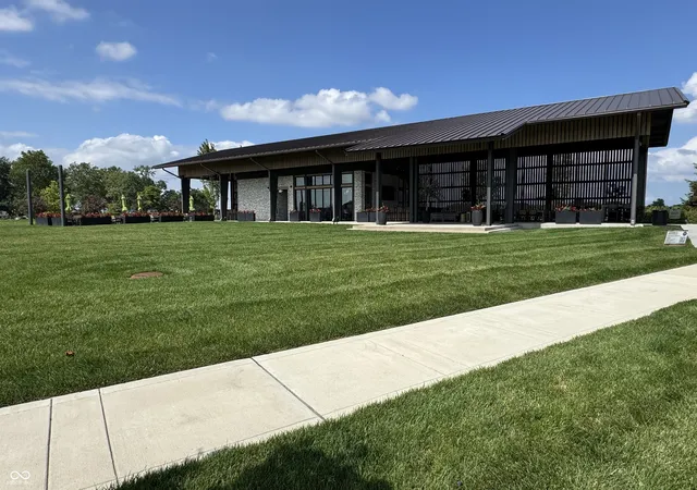45th image of 1674 Coach Dr, Westfield, IN 46074 | MLS# 22112270