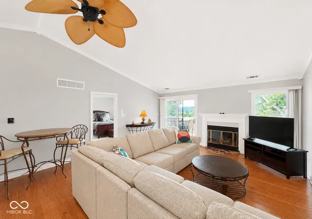 3rd image of 2046 E Waters Edge Dr #23, Bloomington, IN 47401 | MLS# 22112274