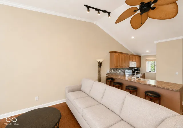 4th image of 2046 E Waters Edge Dr #23, Bloomington, IN 47401 | MLS# 22112274
