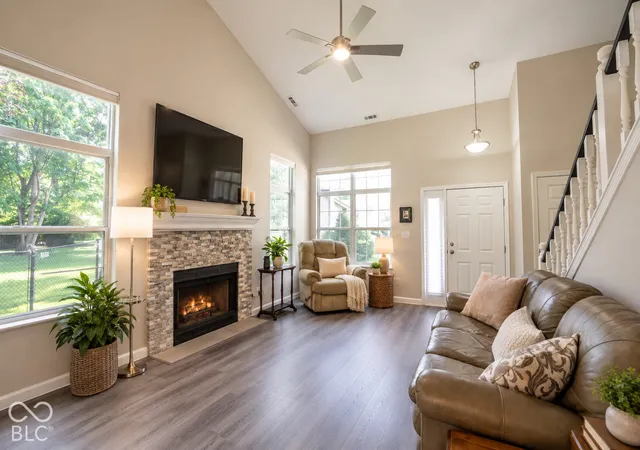 Photo 3 of Single family home for sale at 7591 Sycamore Grv, Indianapolis, IN 46260 | MLS# 22112297 | Listing updated on 2026-10-07