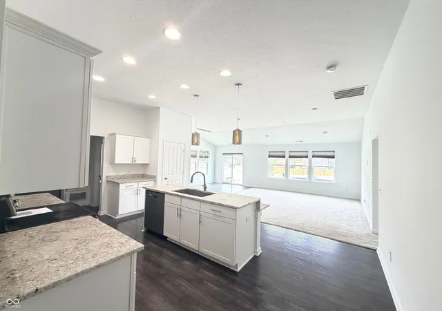 4th image of 10628 Bali Ct, Noblesville, IN 46060 | MLS# 22112300