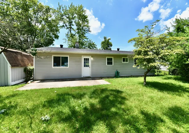Homes for sale in Greenwood, IN | 581 Northgate Dr, Greenwood, IN 46143 | MLS# 22112316