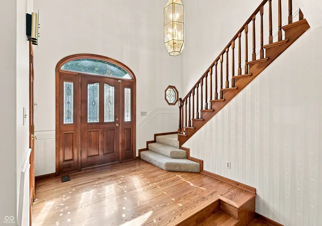 2nd image of 4962 Fieldstone Trl, Indianapolis, IN 46254 | MLS# 22112321