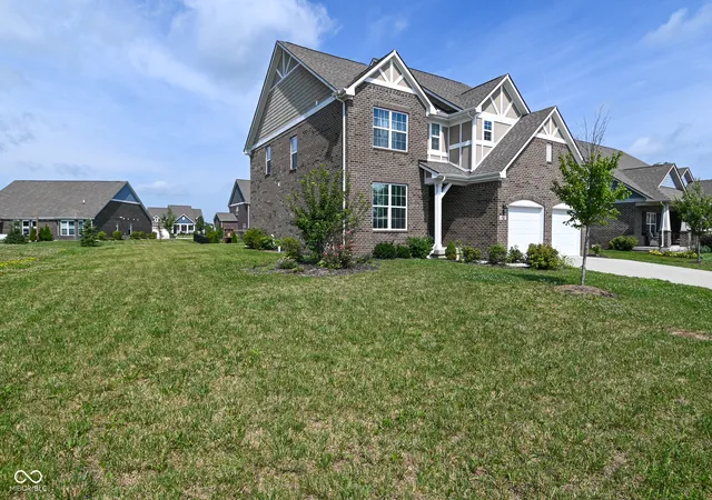 2nd image of 5184 Wyndale Dr, Bargersville, IN 46106 | MLS# 22112331