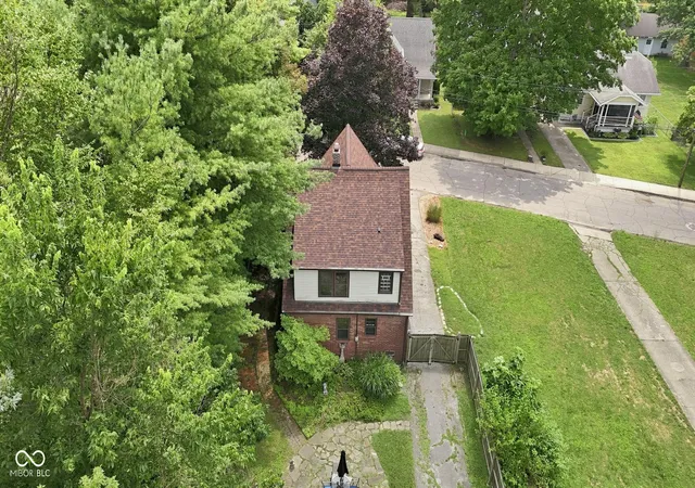 4th image of 5728 E Rawles Ave E, Indianapolis, IN 46219 | MLS# 22112334