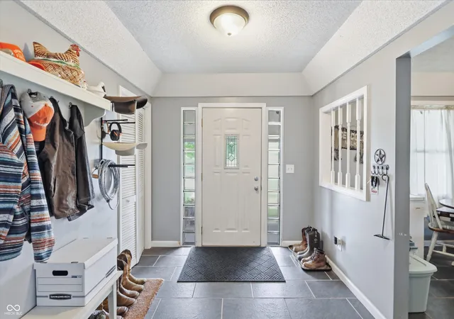 Photo 5 of Sale Pending at 23 W 1400 North, Alexandria, IN 46001 | MLS# 22112336 | Listing updated on 2026-08-29