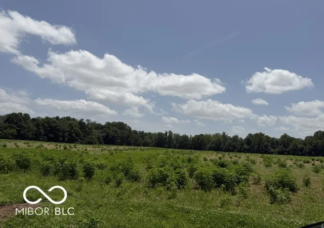 1st image of 2849 E County Road 875 S, Mooresville, IN 46158 | MLS# 22112347