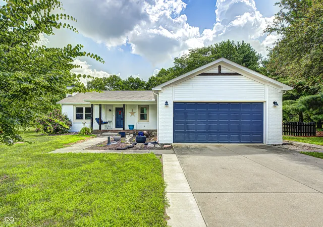 Homes for sale in Noblesville, IN | 13481 Greenview Cir, Noblesville, IN 46060 | MLS# 22112351