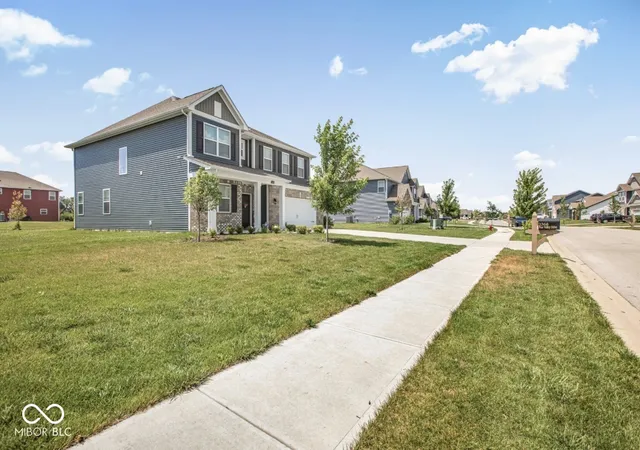 Homes for sale in Plainfield, IN | 2368 Pine Valley Dr, Plainfield, IN 46168 | MLS# 22112365