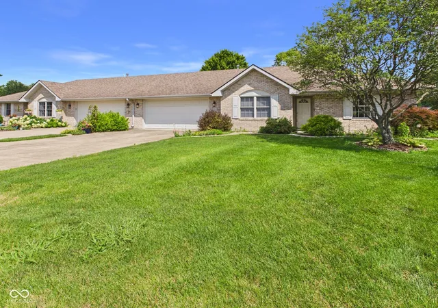 1st image of 3419 Village Dr, Anderson, IN 46011 | MLS# 22112376