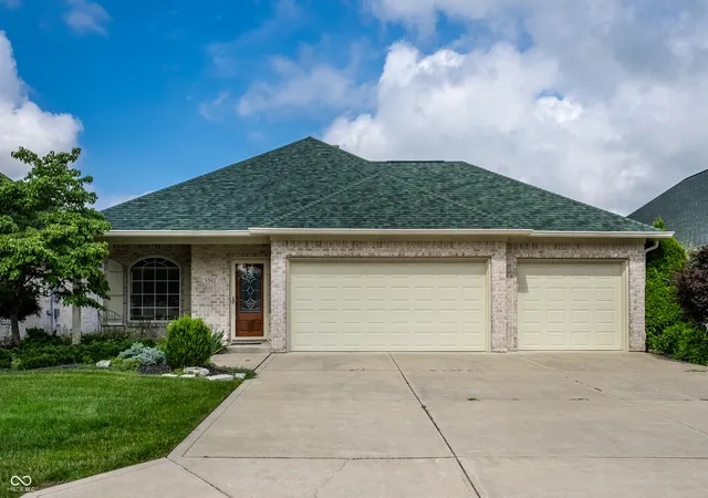 Homes for sale in Plainfield, IN | 3382 Nottinghill Dr E, Plainfield, IN 46168 | MLS# 22112378