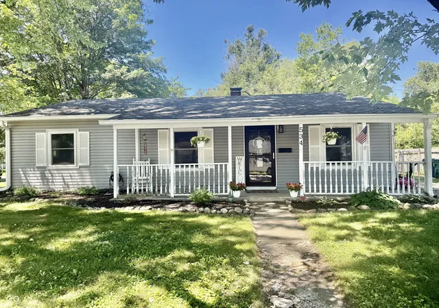1st image of 534 S Alpha Ave, Brownsburg, IN 46112 | MLS# 22112385